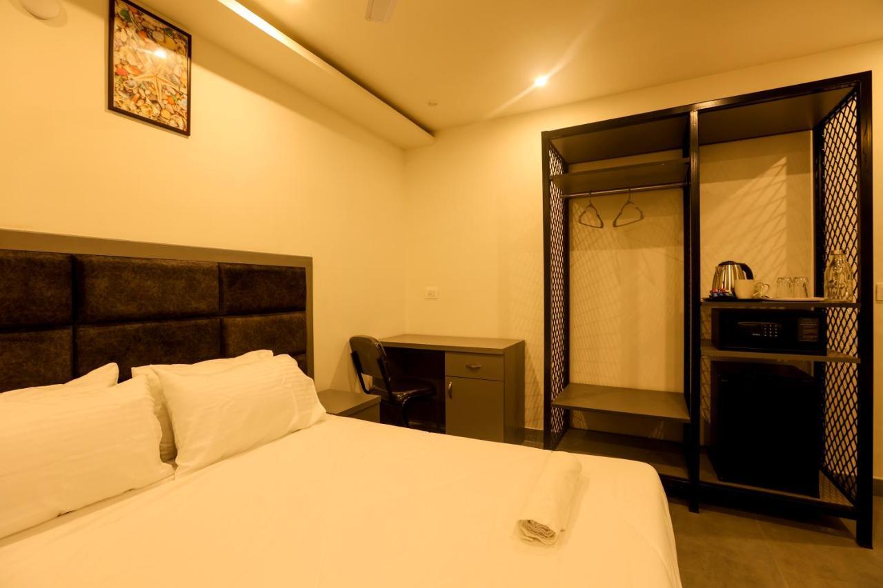 Coastal Pearl Hotel Miramar Panaji Εξωτερικό φωτογραφία
